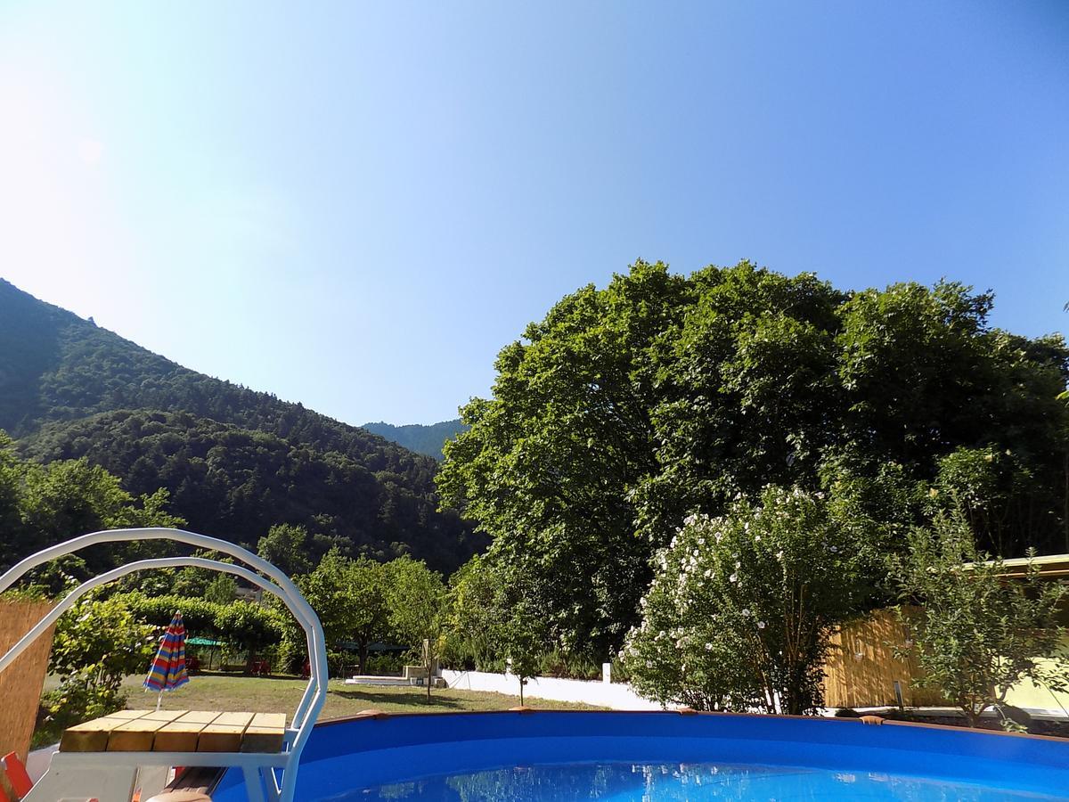 Guesthouse Eleftherios Kalávryta Eksteriør bilde